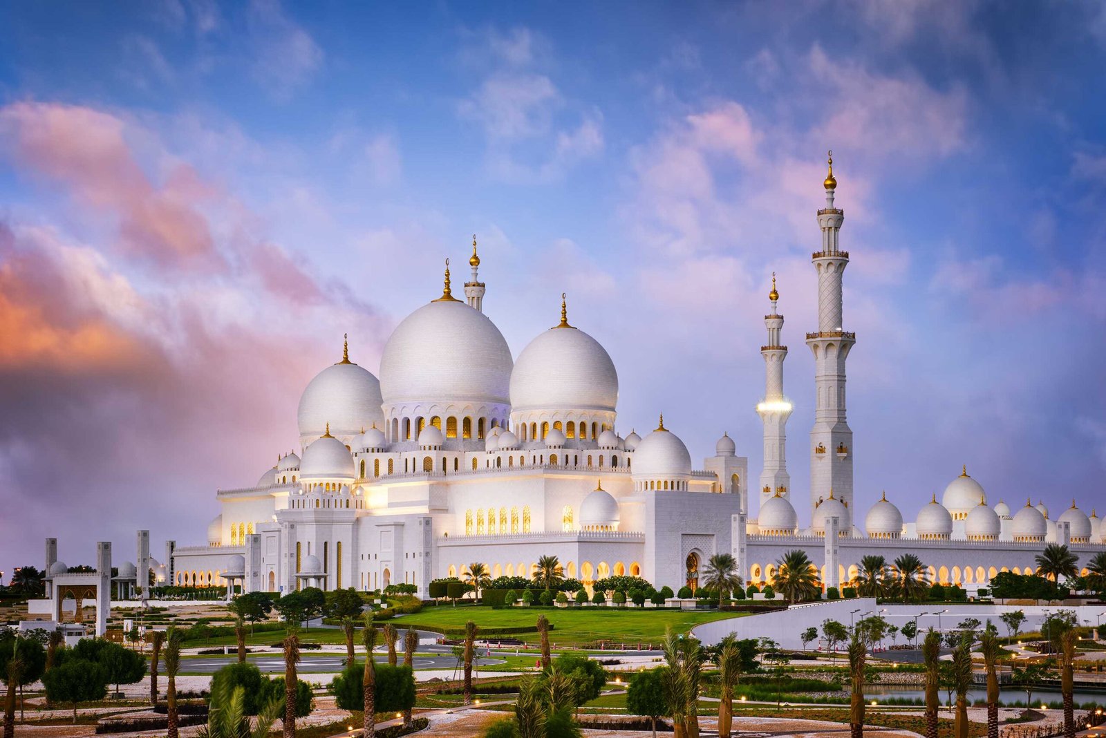 Abu Dhabi City Tour with Louvre Abu Dhabi — photograph 2