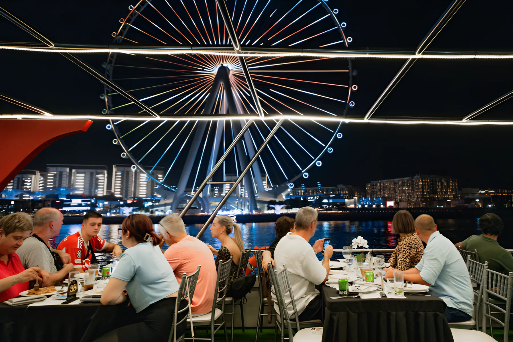 Marina Glass Boat Dinner Cruise — photograph 2