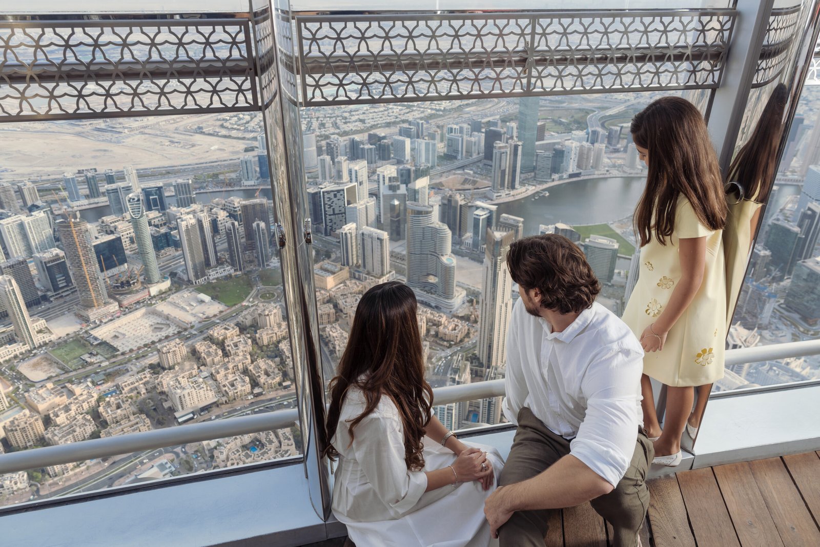 At the Top + Dubai Aquarium — photograph 2