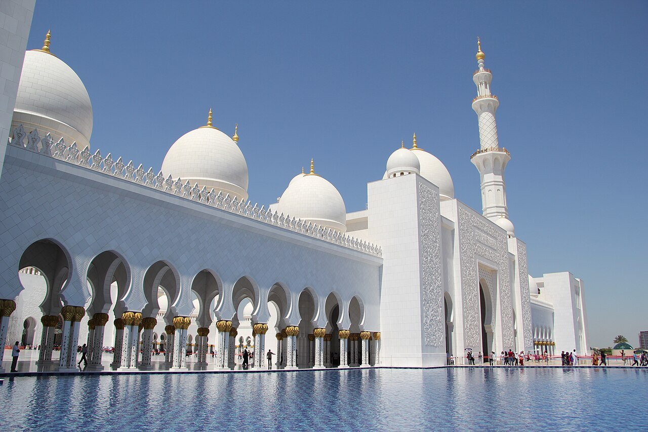 Sheikh Zayed Grand Mosque Tour — photograph 5
