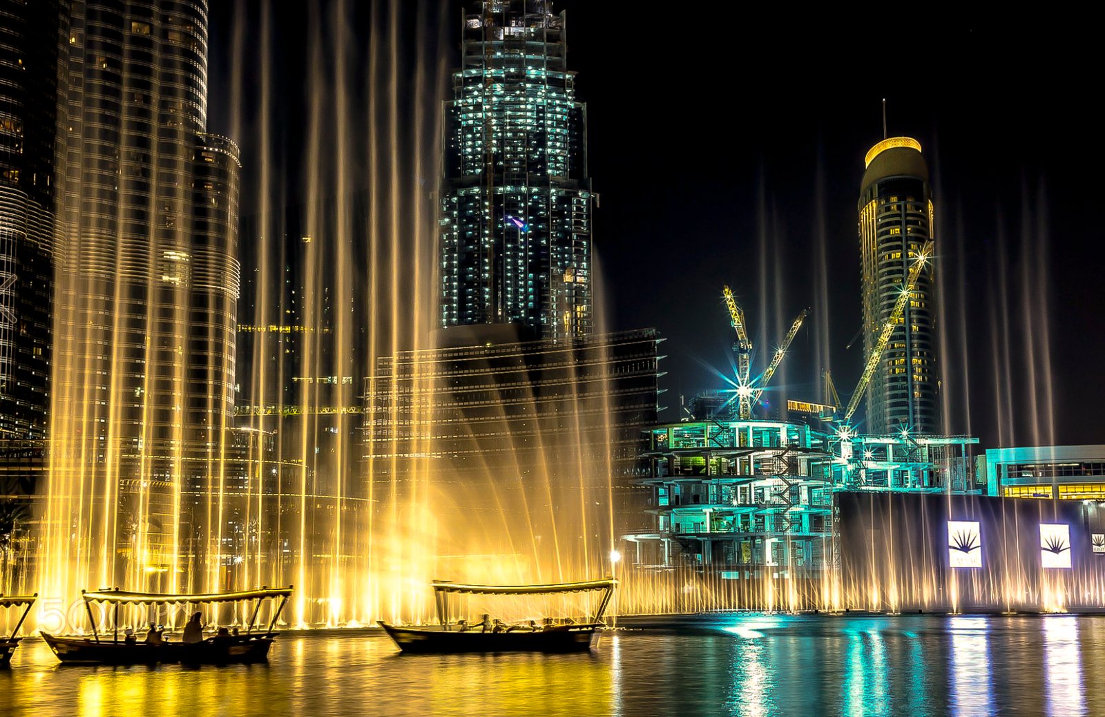 Dubai Fountain Lake Ride — photograph 2