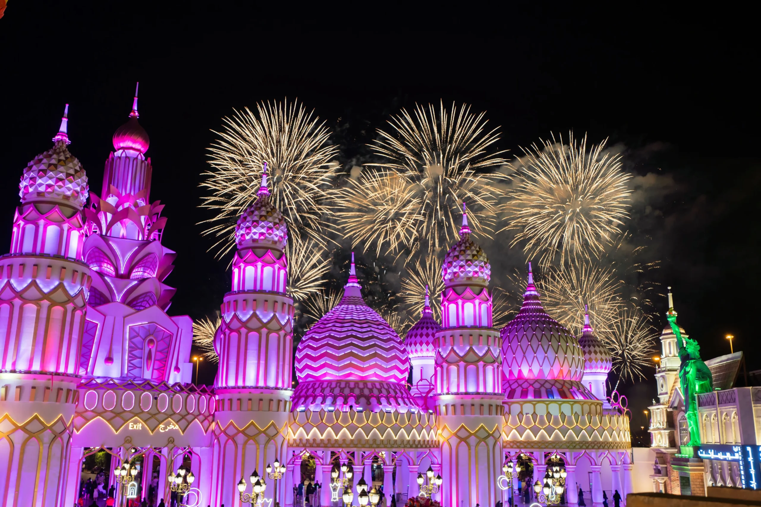 Global Village — photograph 4