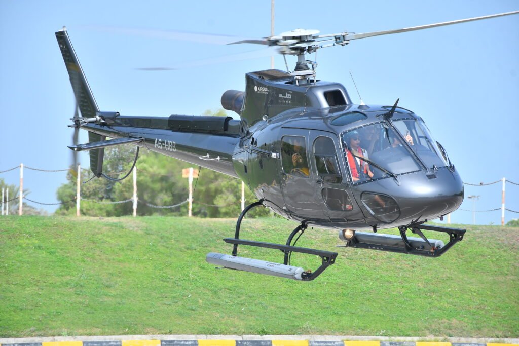 Helicopter Tours from Heli Dubai-Private — photograph 2