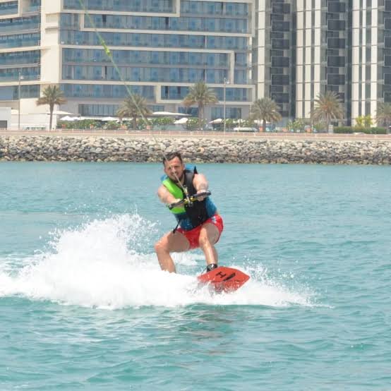 Water Skiing — photograph 5