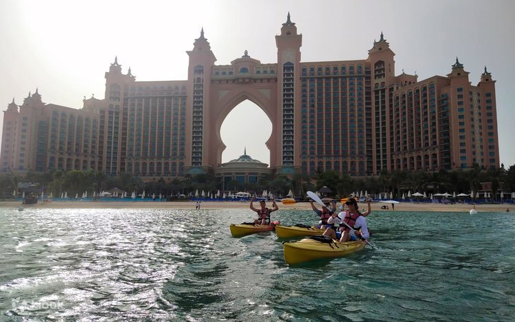 Kayaking Dubai — photograph 4
