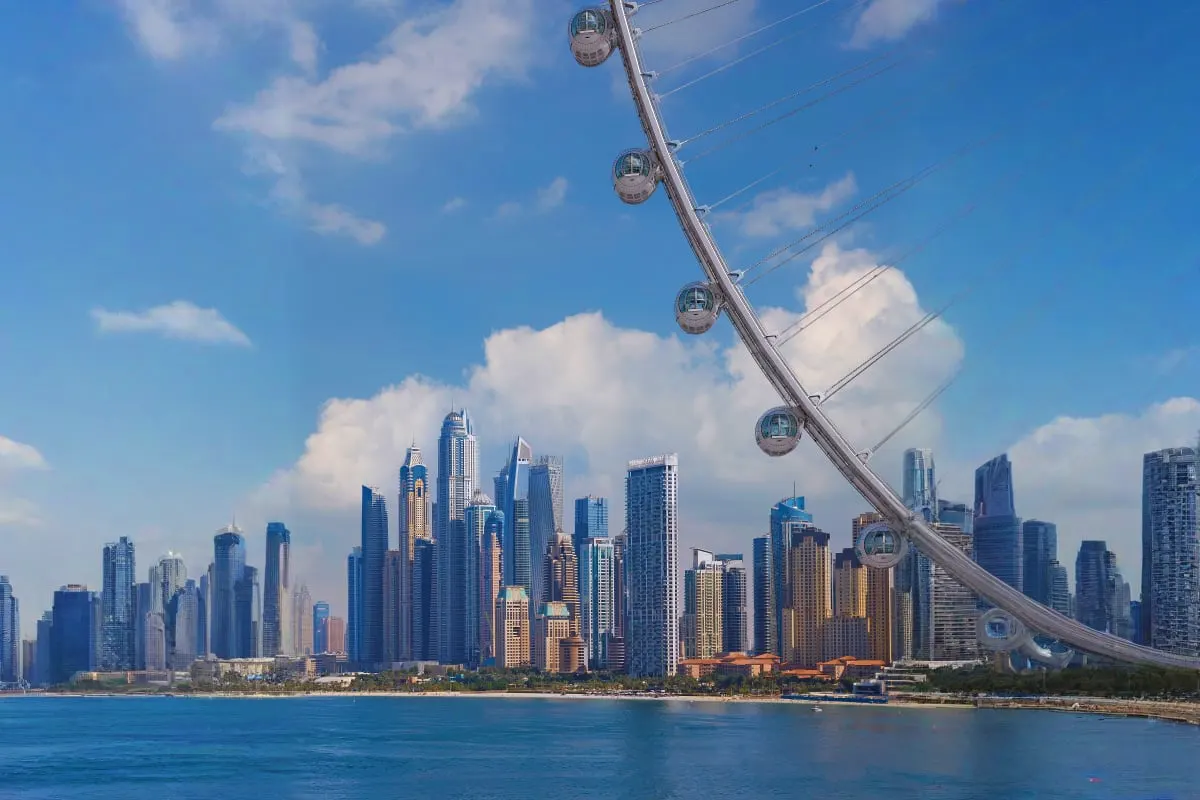 AIN DUBAI — photograph 4