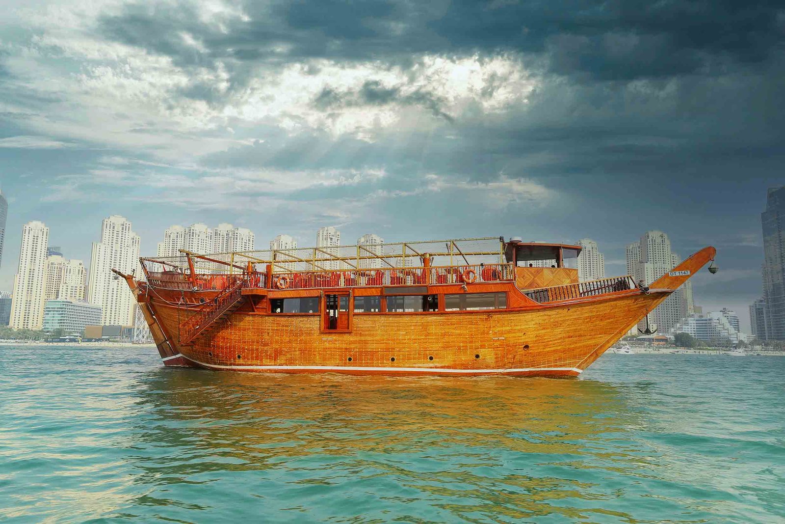 Al Mansour New Year Cruise — photograph 4