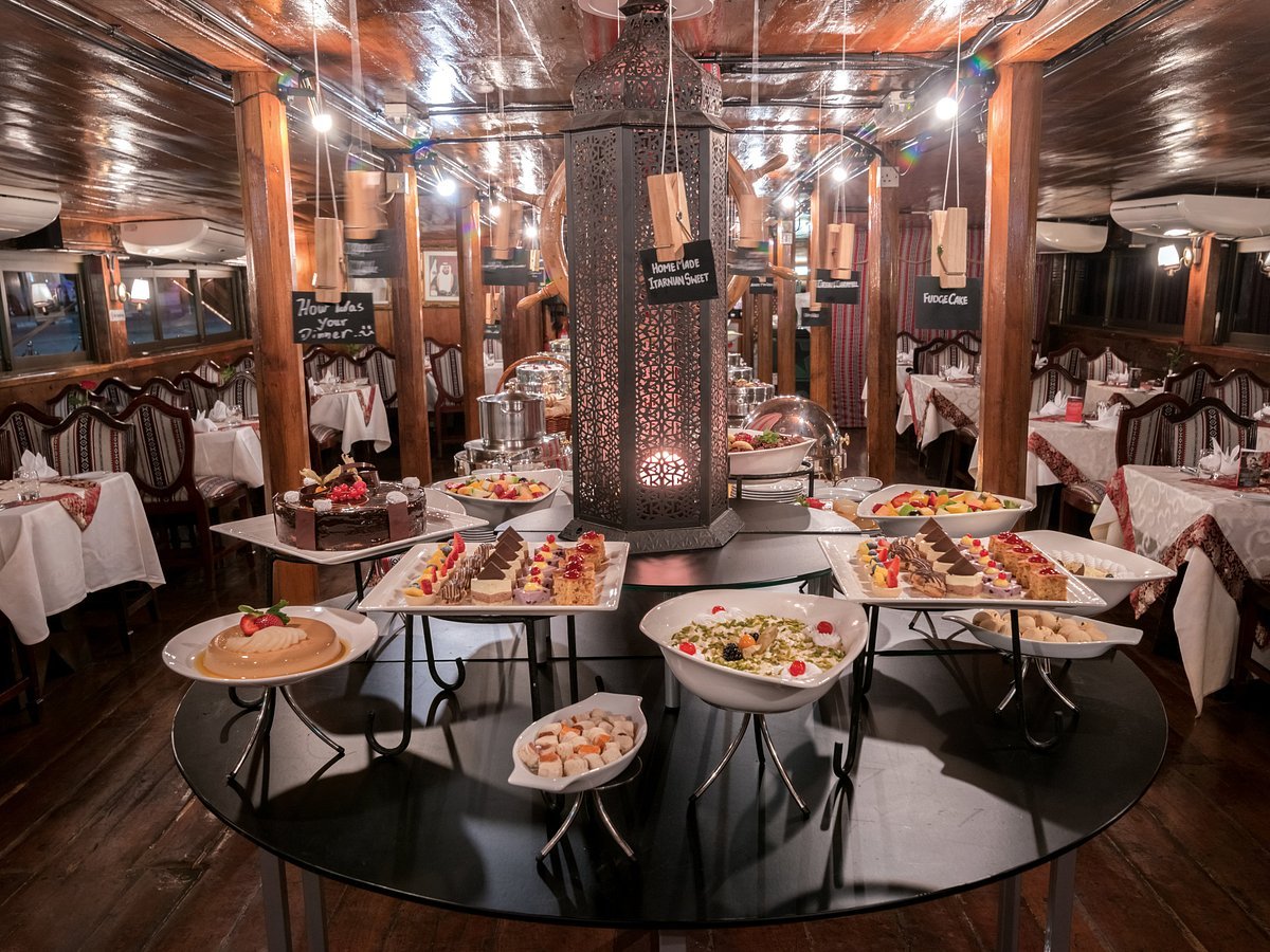 Al Mansour New Year Cruise — photograph 2