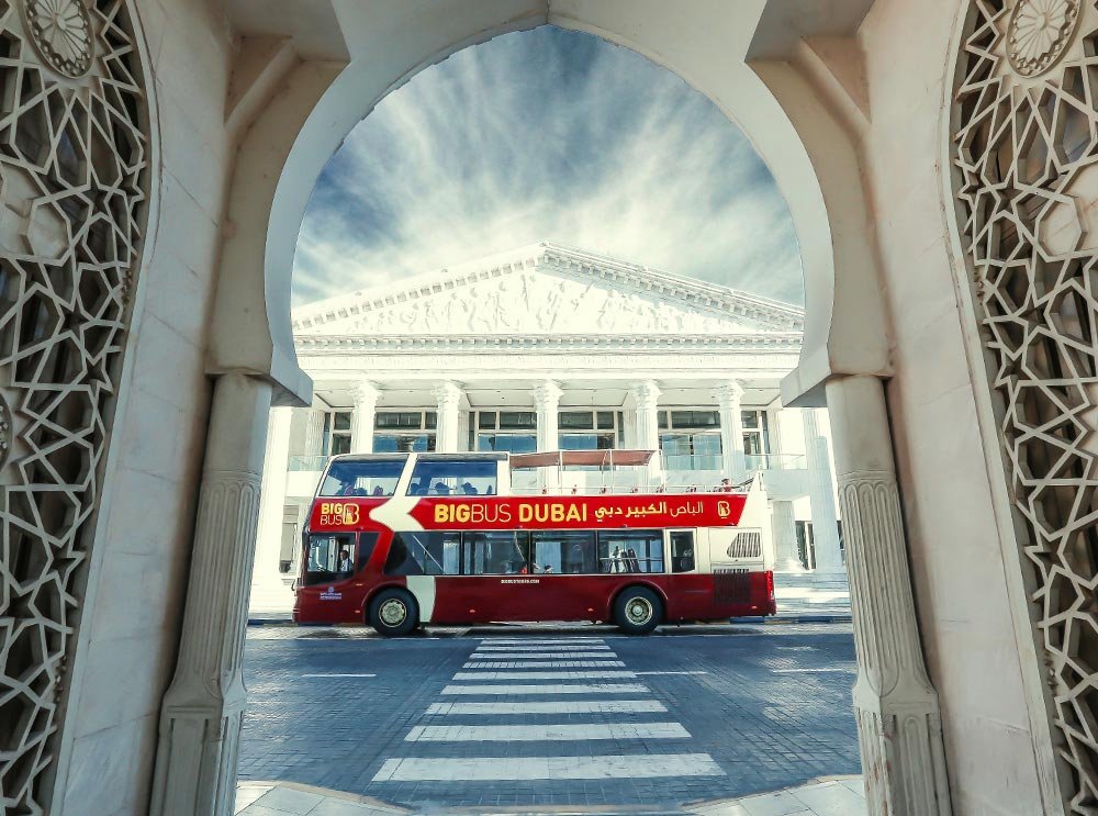 Big Bus Tours — photograph 4