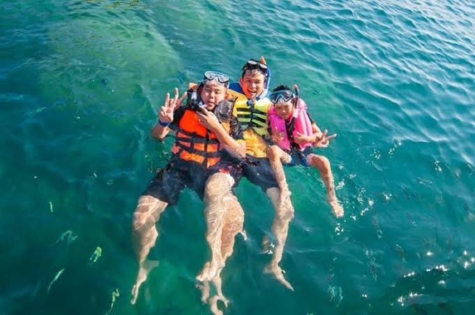 Musandam Oman – Dhow Cruise Tours – Full Day — photograph 3