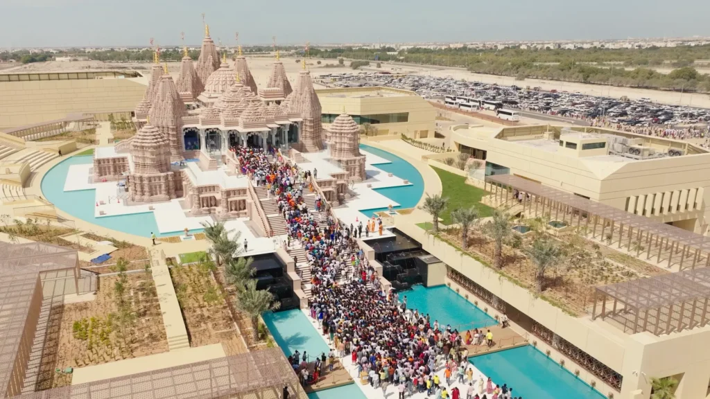 Abu Dhabi City Tour with Baps Temple