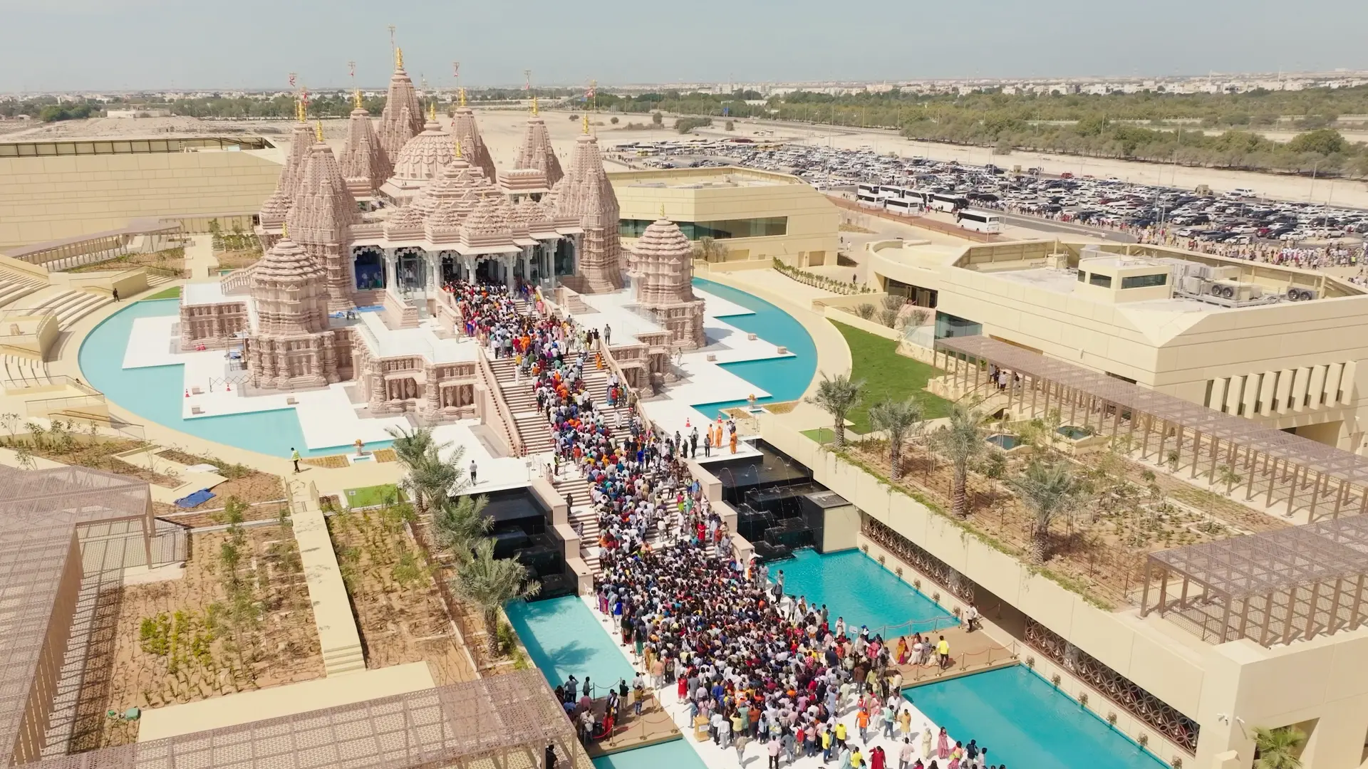 Abu Dhabi City Tour with Baps Temple
