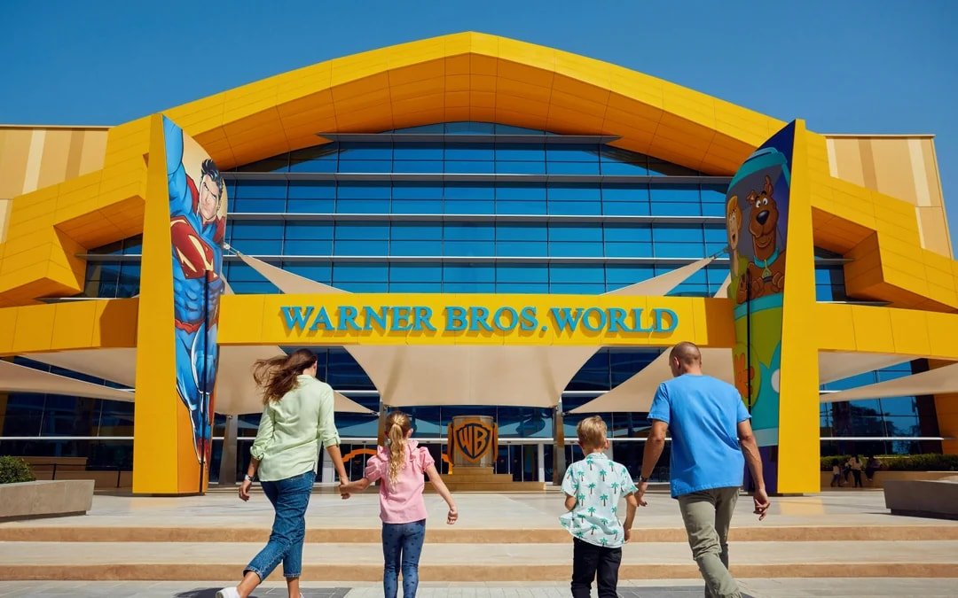 Yas Island – 2 Park Ticket — photograph 3