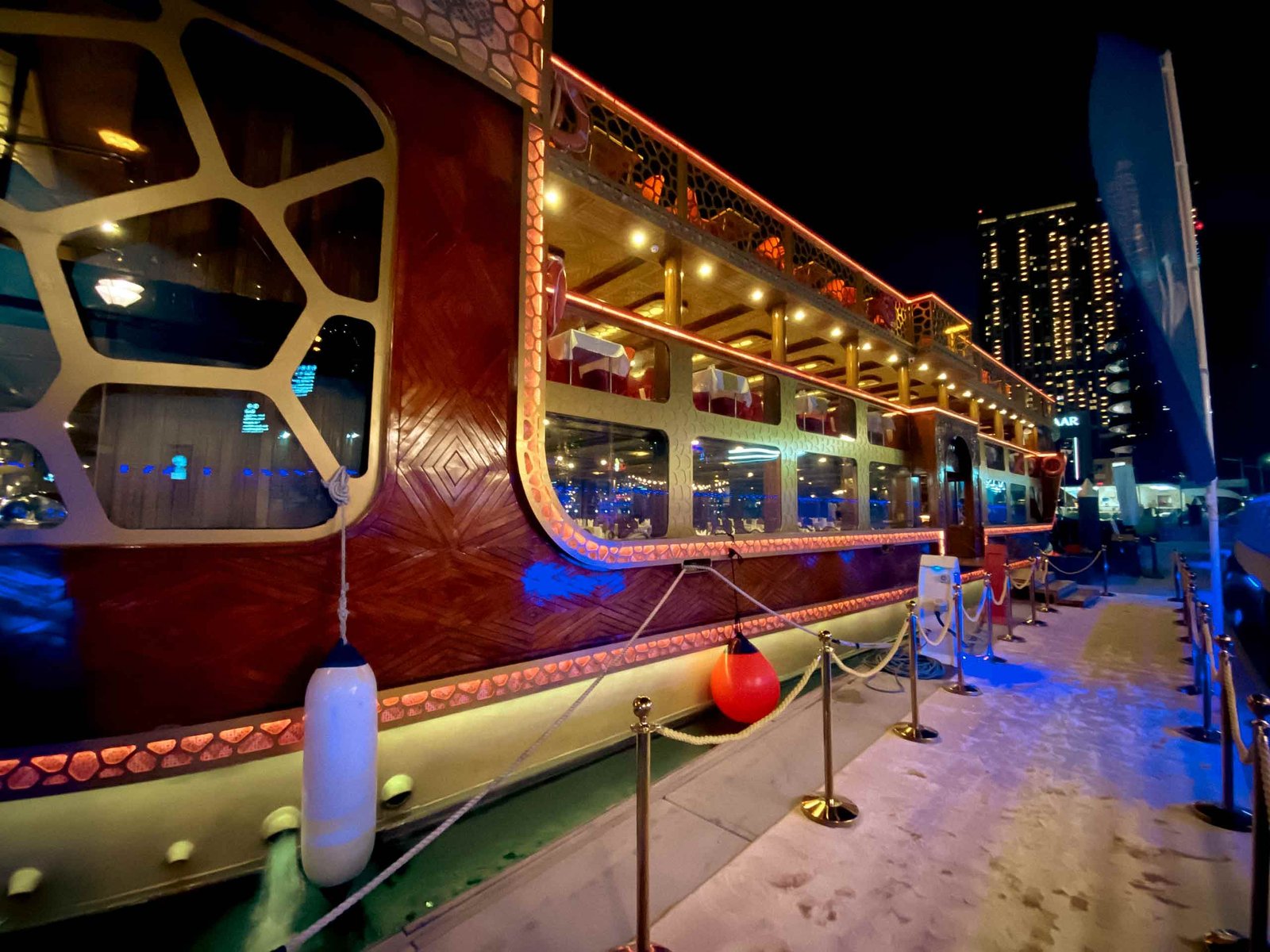 Ocean Empress Dinner Cruise — photograph 2